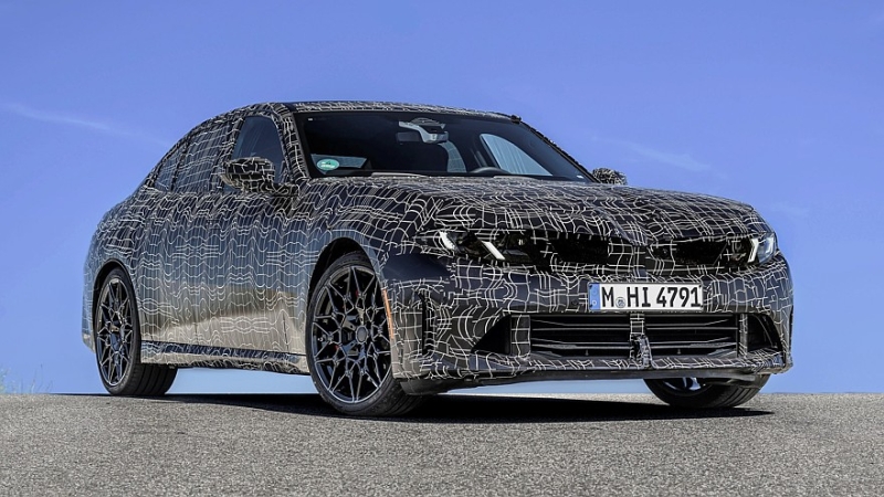 Новая бензиновая «трёшка» BMW готовится к премьере: дрифт-режим и дизайн в стиле i3